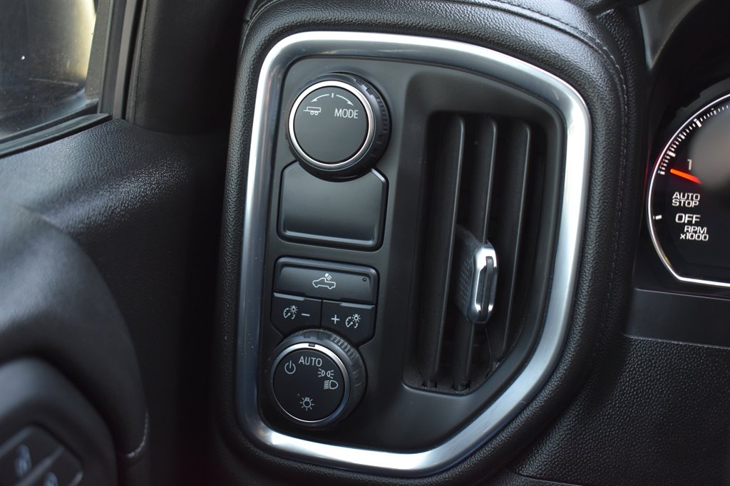 2021 Chevrolet Silverado 1500 LT photo