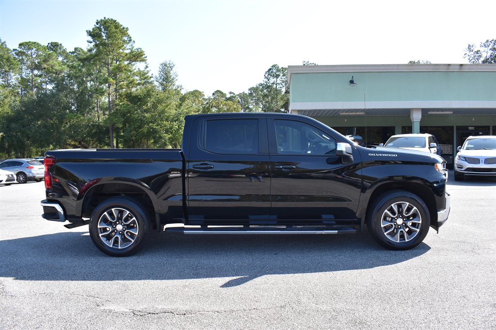 2021 Chevrolet Silverado 1500 LT photo