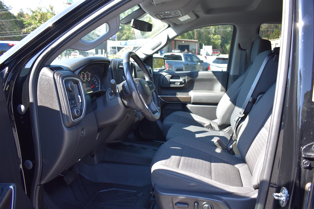 2021 Chevrolet Silverado 1500 LT photo