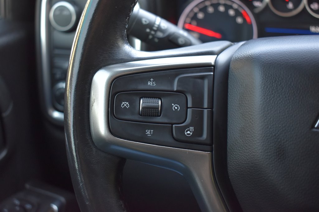 2021 Chevrolet Silverado 1500 LT photo