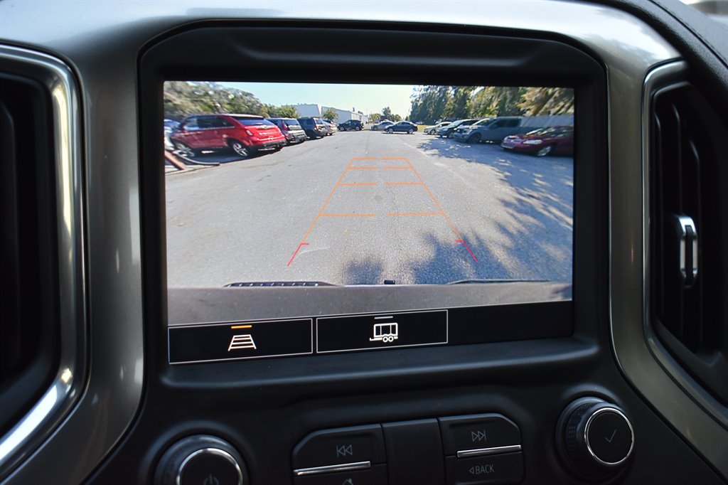 2021 Chevrolet Silverado 1500 LT photo