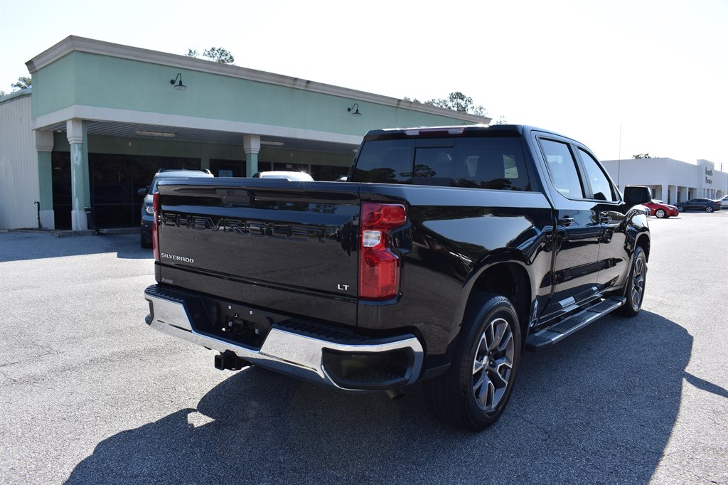 2021 Chevrolet Silverado 1500 LT photo