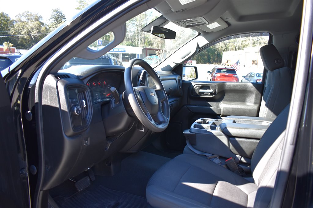 2021 Chevrolet Silverado 1500 Custom photo