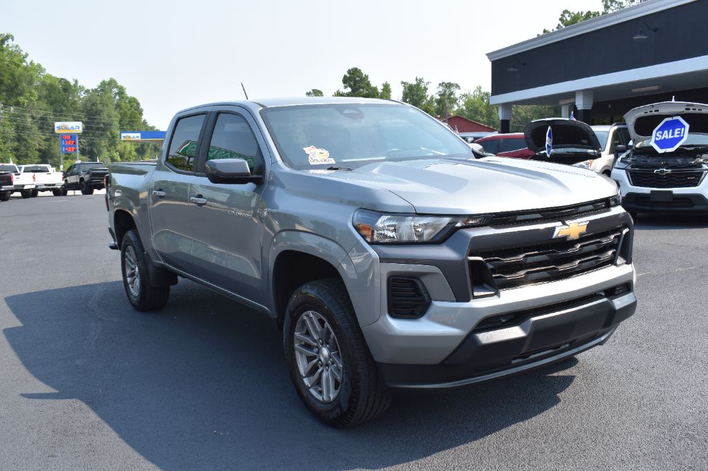 2023 Chevrolet Colorado - $25,803