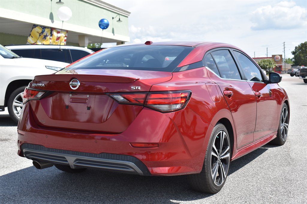 2020 Nissan Sentra SR photo