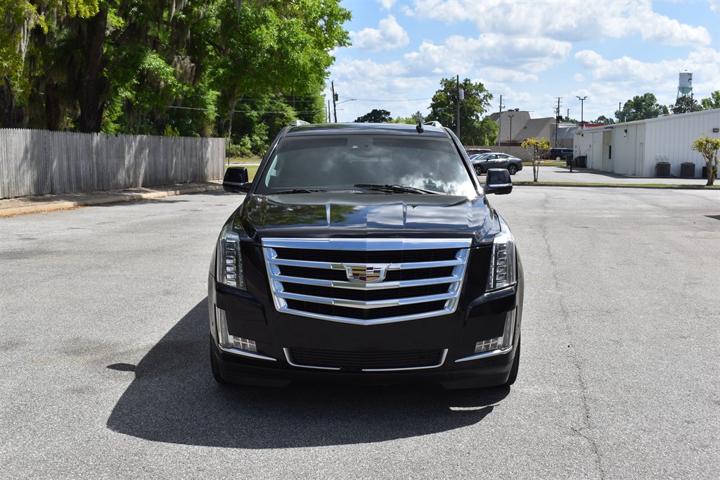 2017 Cadillac Escalade ESV Luxury photo