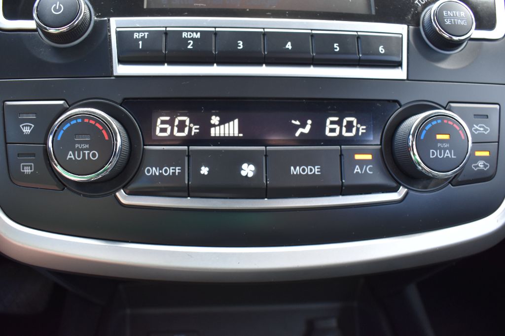 2017 Nissan Altima - $11,577