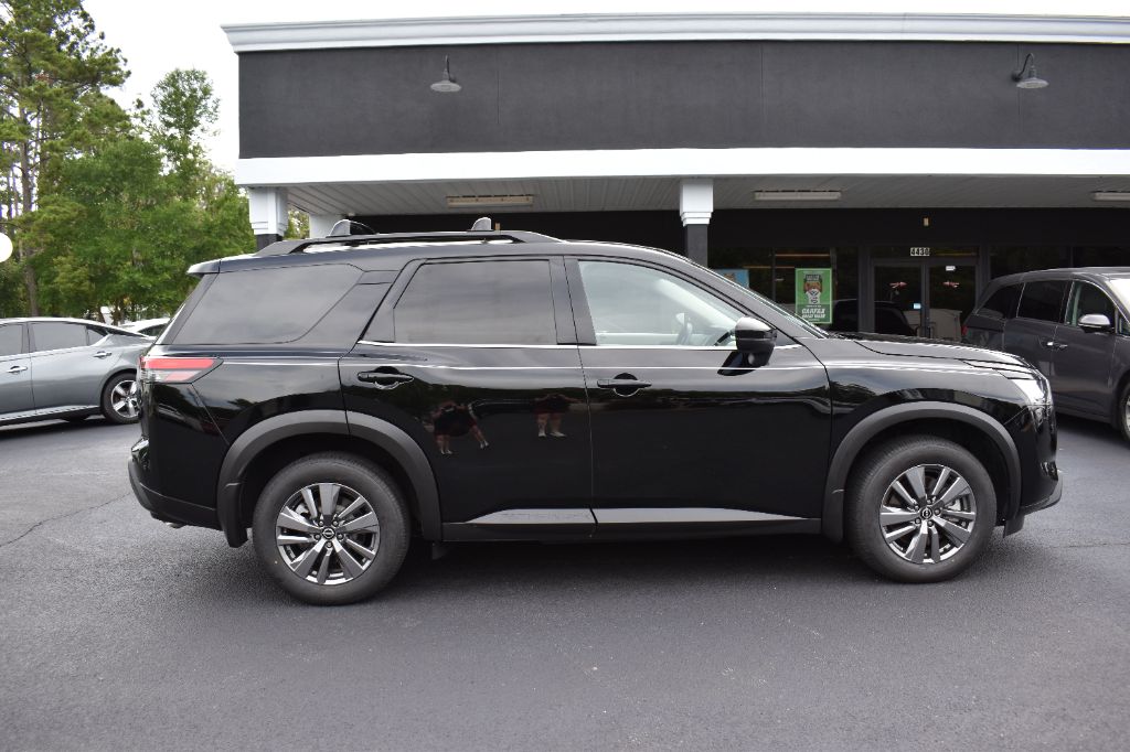 2024 Nissan Pathfinder - $28,544