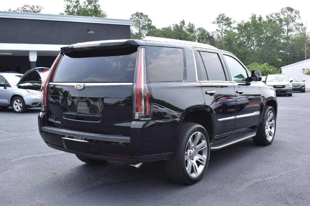 2019 Cadillac Escalade - $28,909