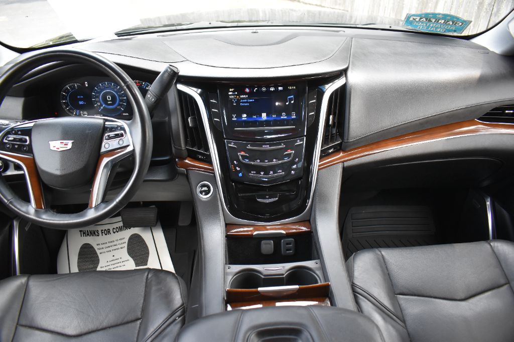2019 Cadillac Escalade - $28,909
