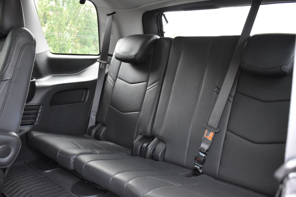 2019 Cadillac Escalade - $28,909