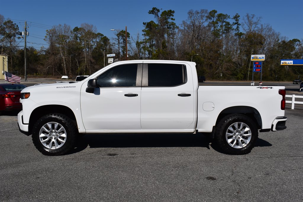 2021 Chevrolet Silverado 1500 Custom photo