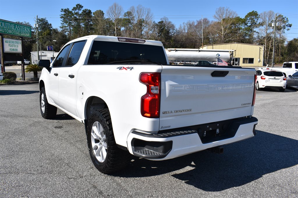 2021 Chevrolet Silverado 1500 Custom photo