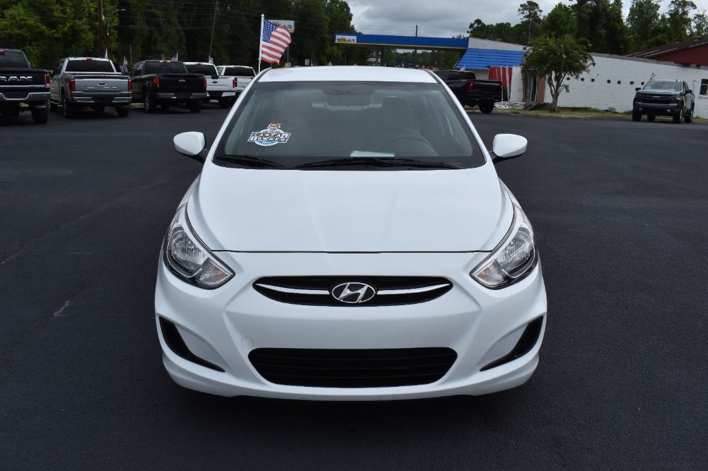 2017 Hyundai Accent - $8,077