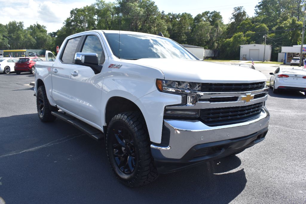 2020 Chevrolet Silverado - $29,020