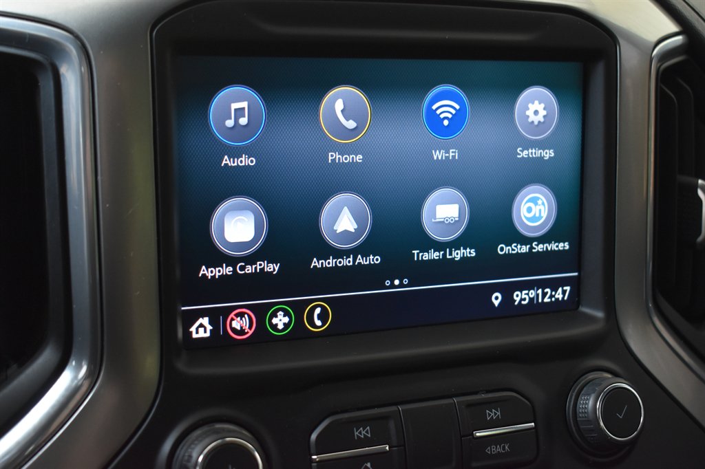 2020 Chevrolet Silverado 1500 RST photo