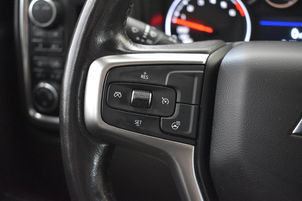 2020 Chevrolet Silverado 1500 RST photo