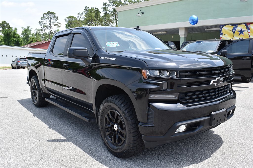 2020 Chevrolet Silverado 1500 RST photo