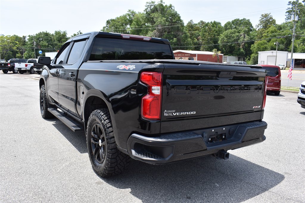 2020 Chevrolet Silverado 1500 RST photo