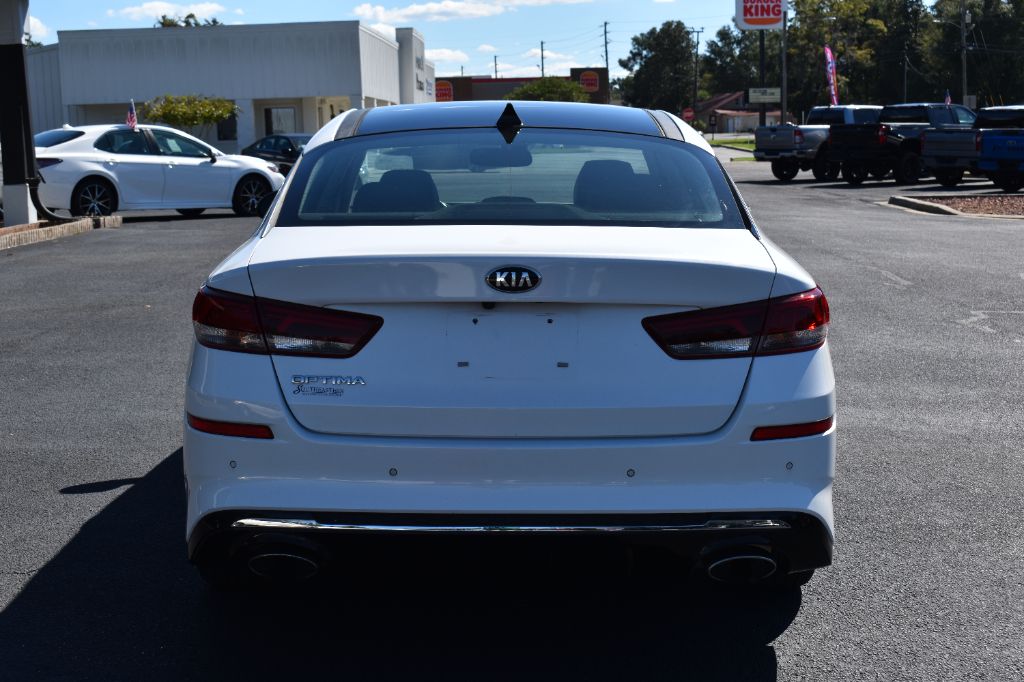2020 Kia Optima - $13,880