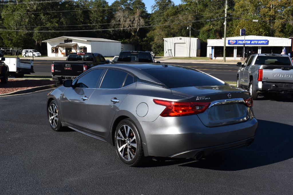 2016 Nissan Maxima - $9,906