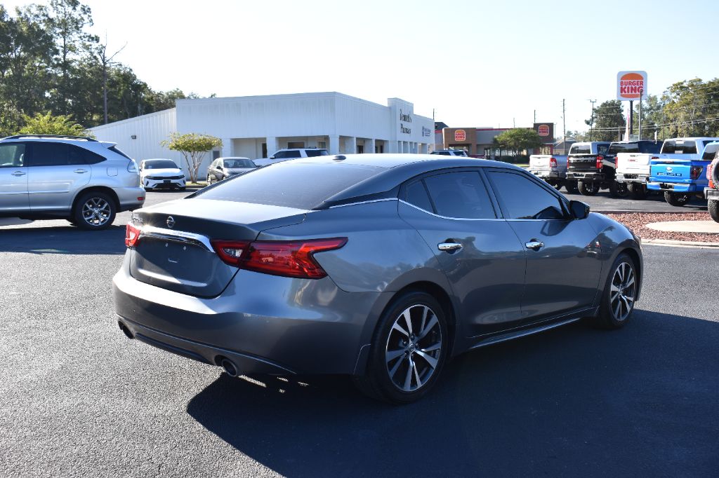 2016 Nissan Maxima - $9,906
