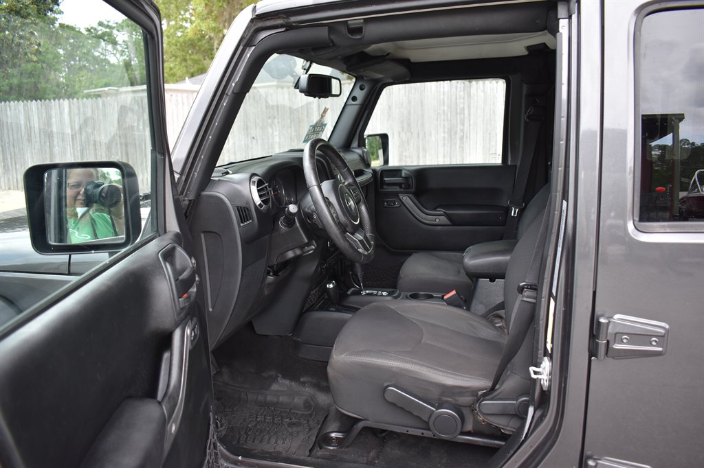 2017 Jeep Wrangler Unlimited Sport photo