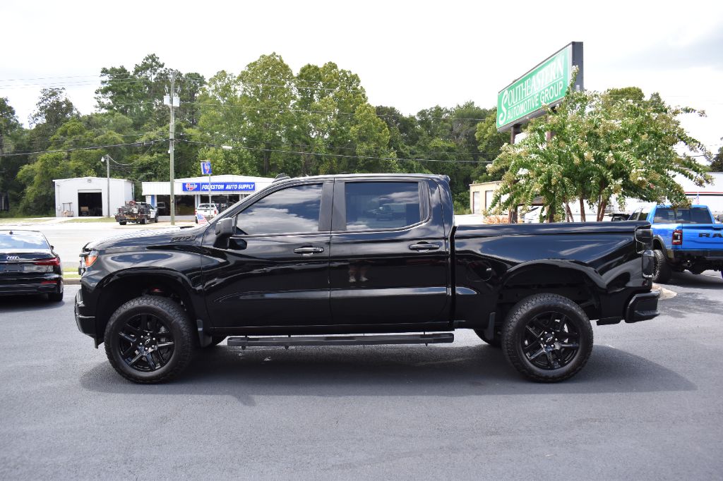 2022 Chevrolet Silverado - $32,882