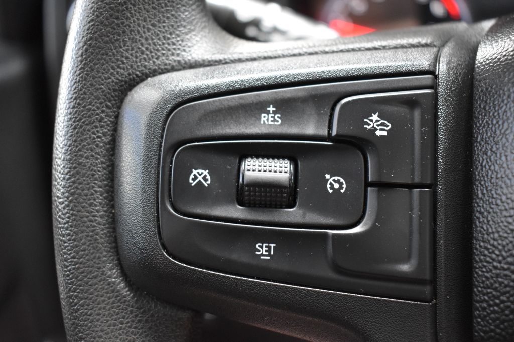 2022 Chevrolet Silverado - $32,882