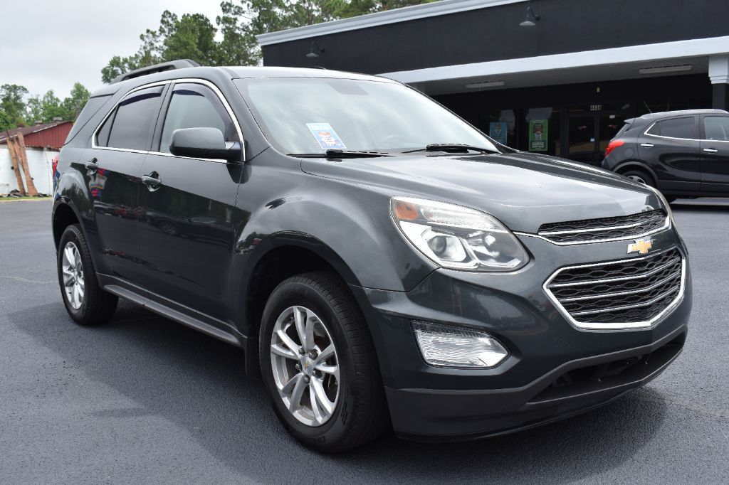 2017 Chevrolet Equinox - $12,977