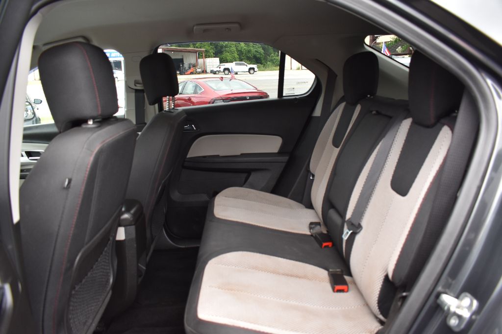 2017 Chevrolet Equinox - $12,977