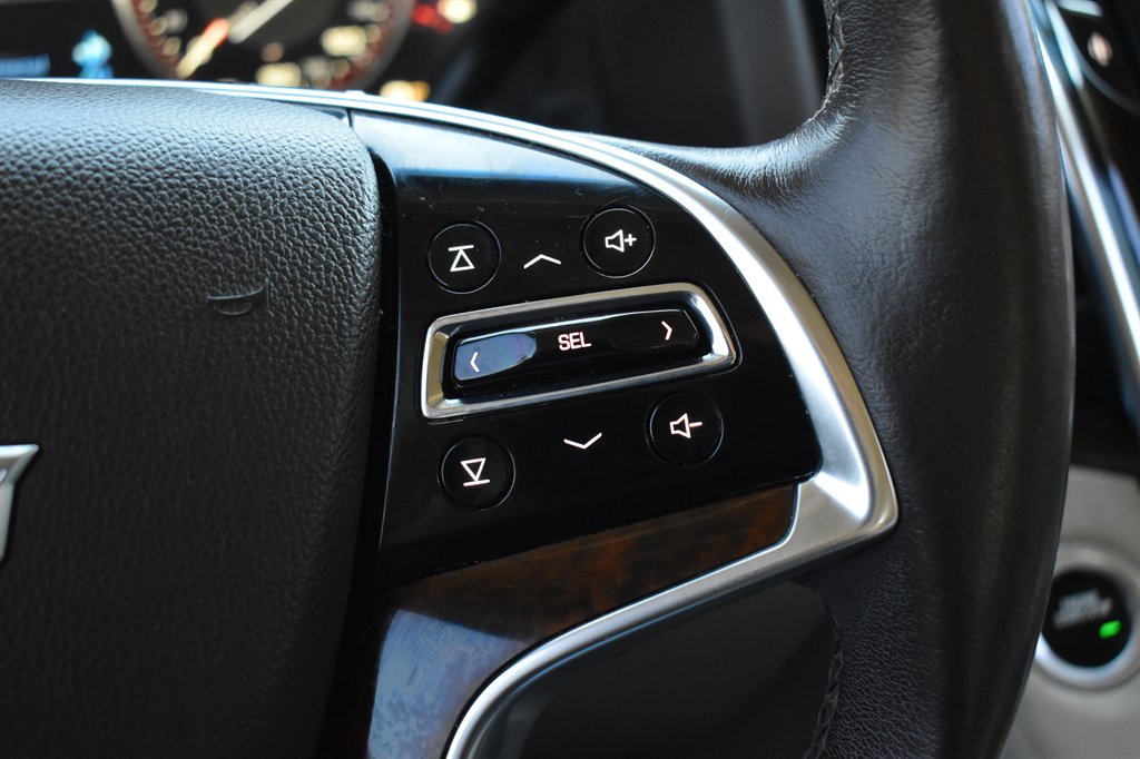 2015 Cadillac Escalade Luxury photo