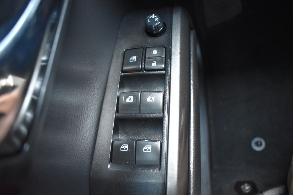 2023 Toyota Tacoma - $32,933