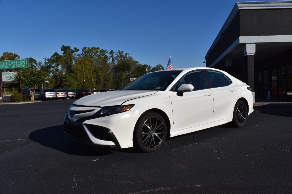2022 Toyota Camry - $21,562