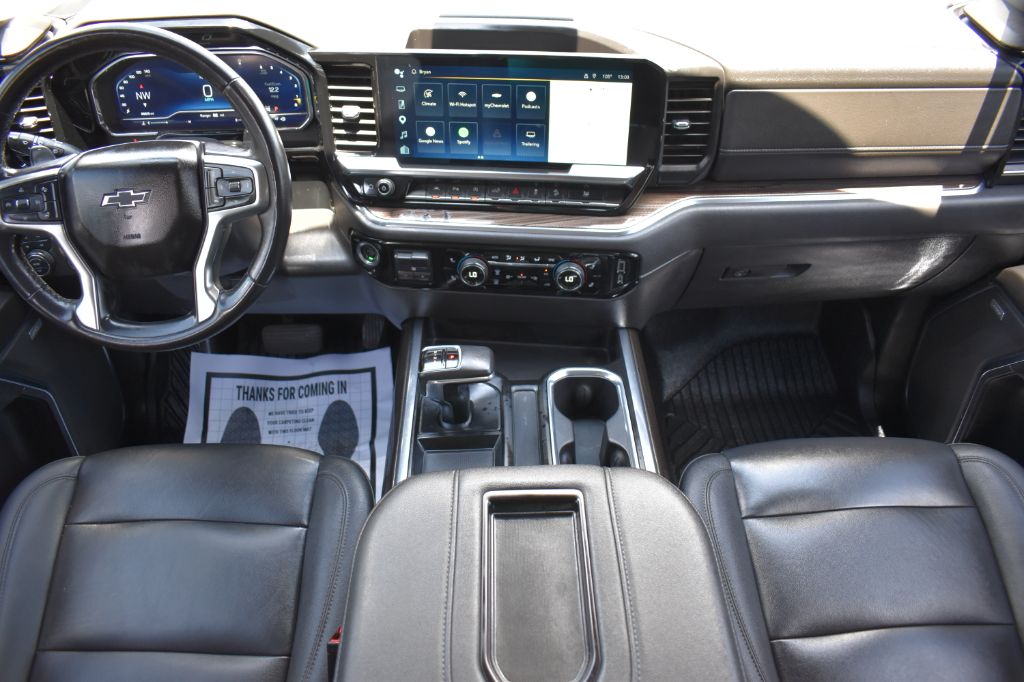 2022 Chevrolet Silverado - $38,922