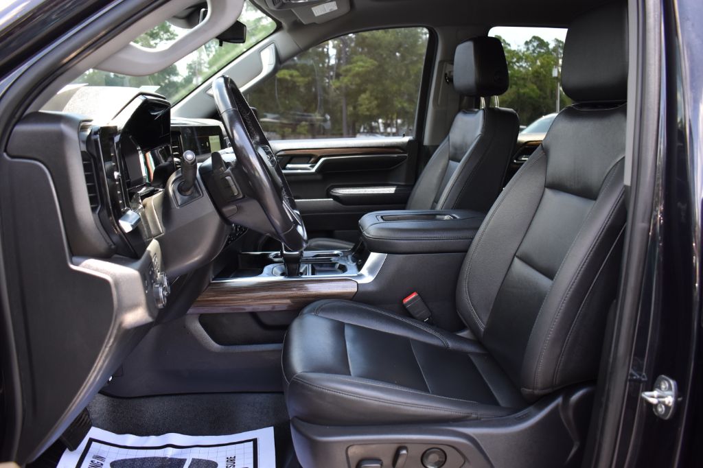 2022 Chevrolet Silverado - $38,922