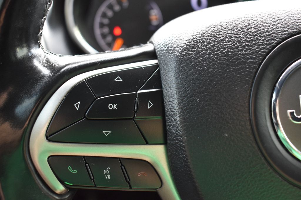 2019 Jeep Cherokee - $14,449