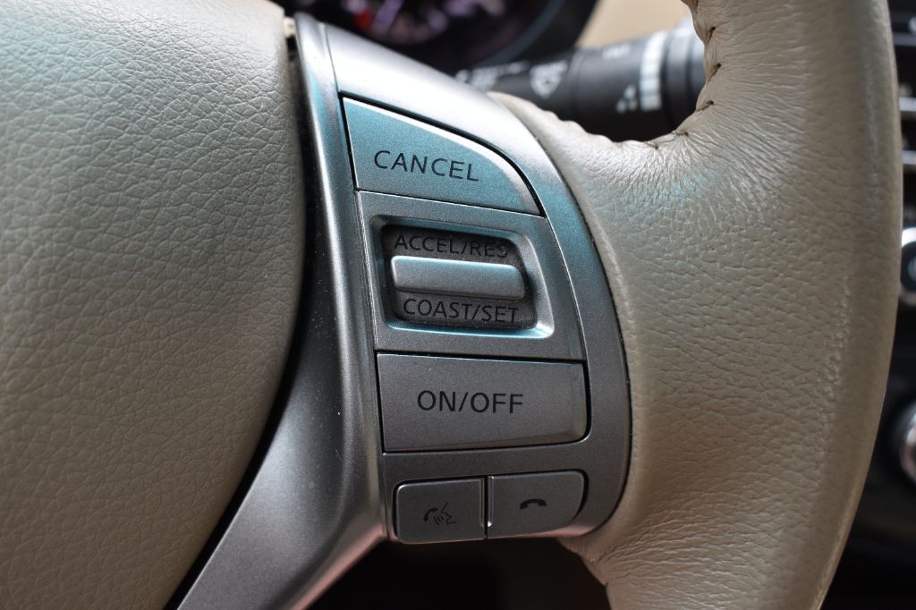 2014 Nissan Altima - $7,944