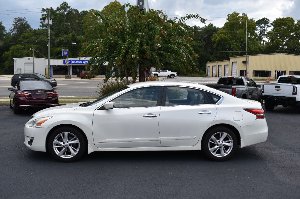 2014 Nissan Altima - $7,944