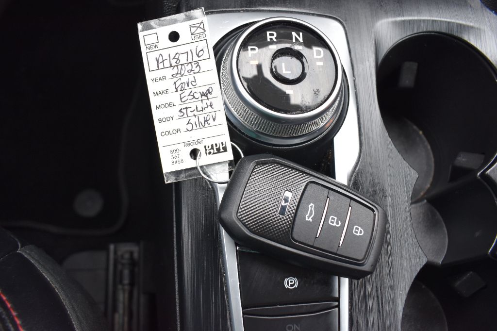 2023 Ford Escape - $19,903