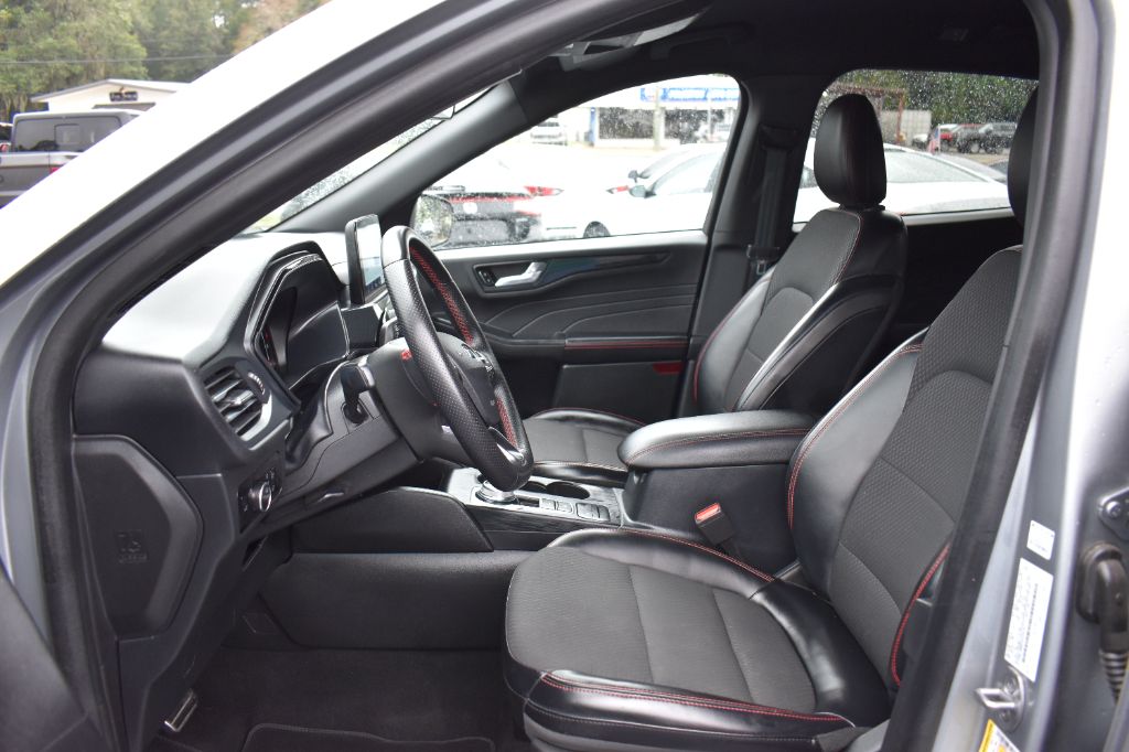2023 Ford Escape - $19,903