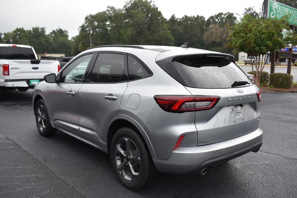 2023 Ford Escape - $19,903