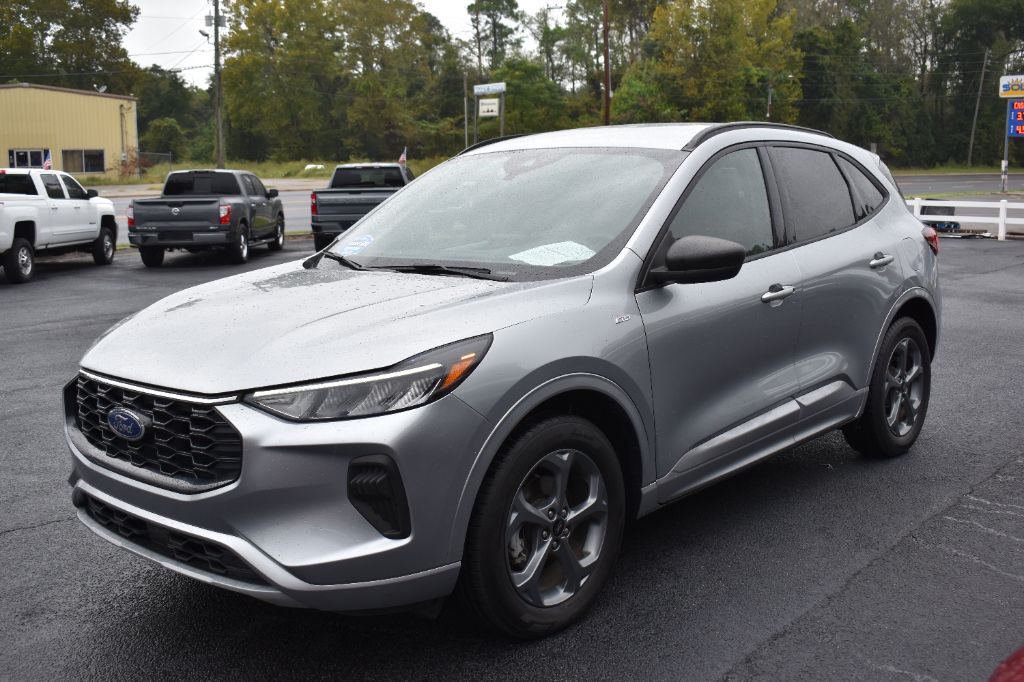 2023 Ford Escape - $19,903