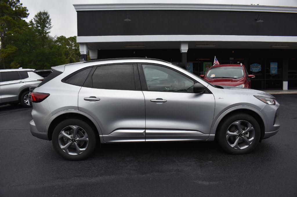 2023 Ford Escape - $19,903