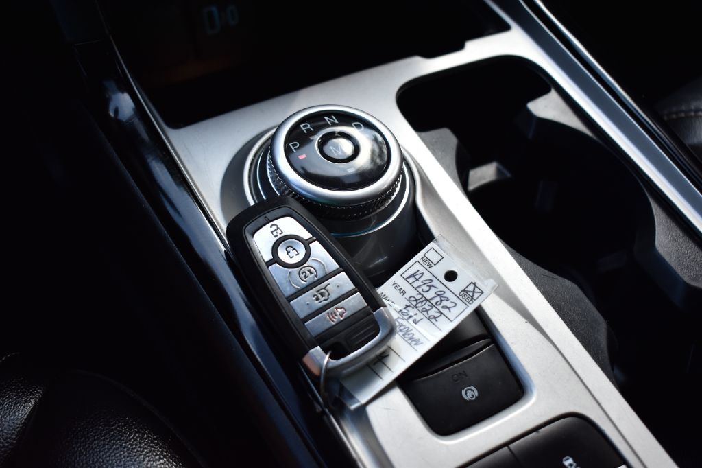 2022 Ford Explorer - $29,922