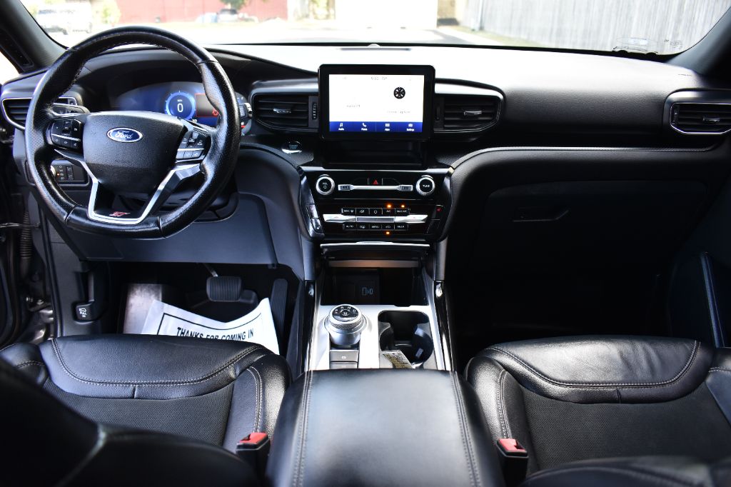 2022 Ford Explorer - $29,922
