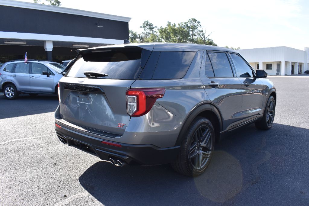 2022 Ford Explorer - $29,922