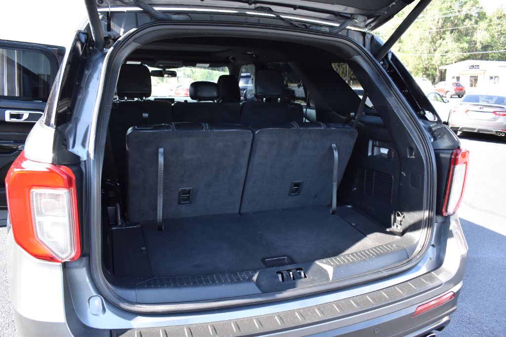 2022 Ford Explorer - $29,922