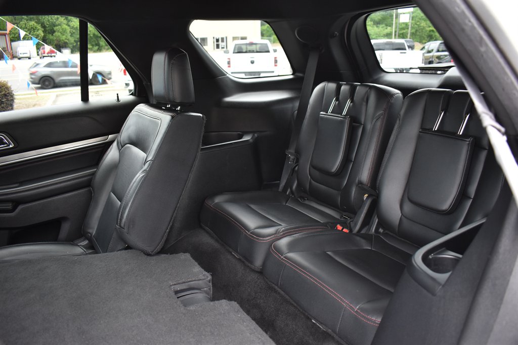 2017 Ford Explorer Sport photo