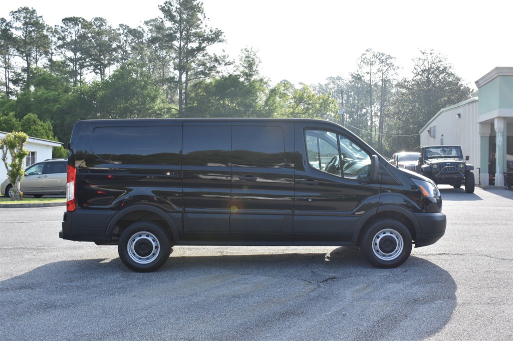 2019 Ford T250 Vans Cargo photo